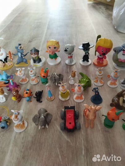 Игрушки из киндер сюрприза разные