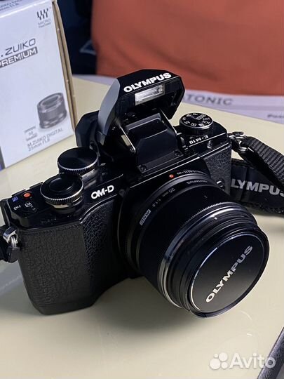 Olympus OM-D E- m10 + объективы