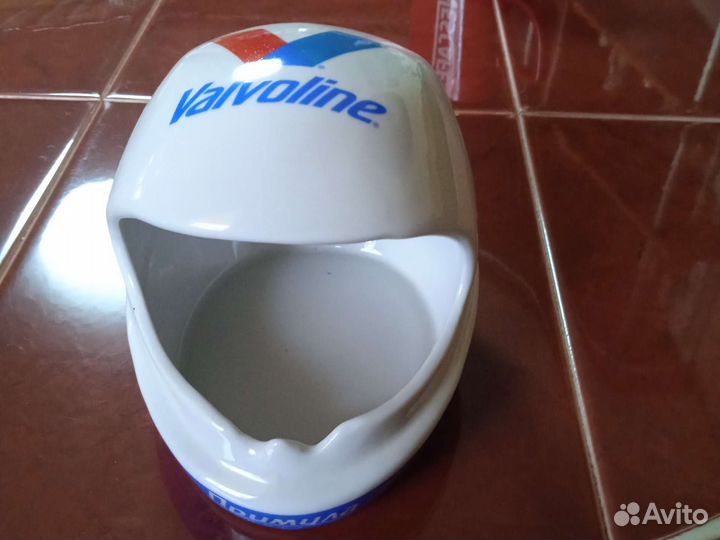 Пепельница шлем Гжель