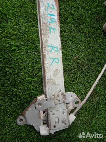 Механизм стеклоподъемника задний правый Mitsubishi