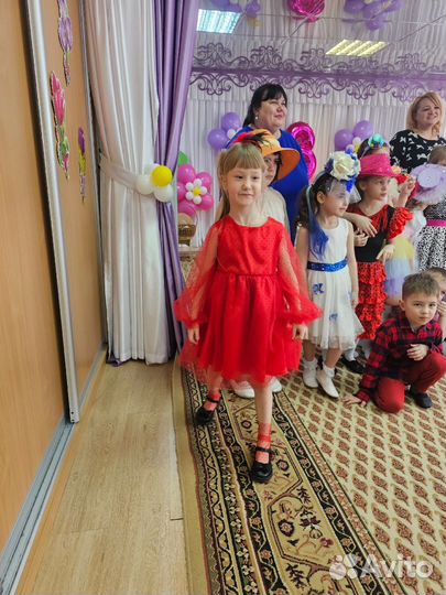 Платье для девочки 116 праздничное