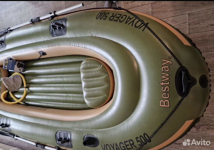 Лодка надувная Voyager 500