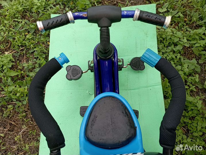 Детский трехколесный велосипед