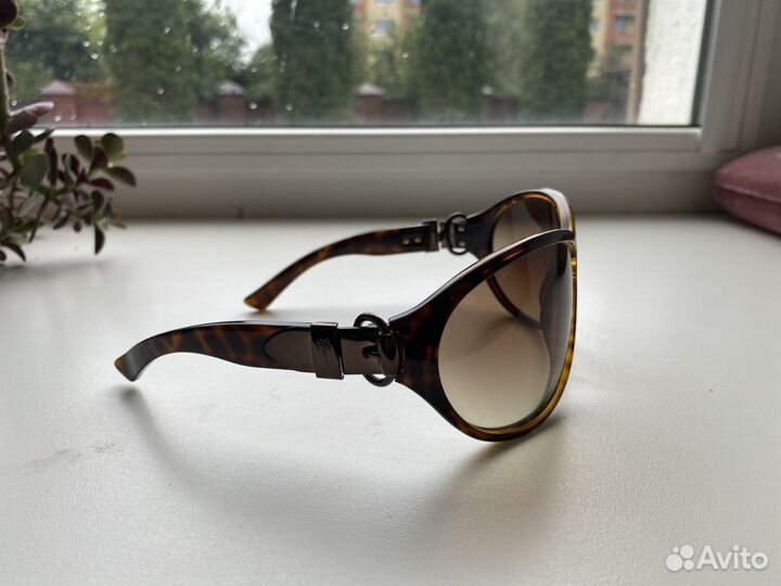Солнцезащитные очки женские gucci