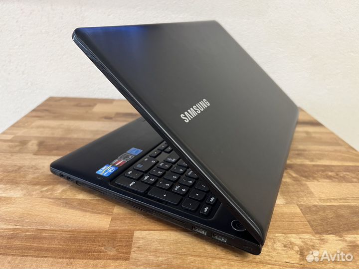 Игровой Samsung i5-3210M 12Gb SSD 256+500Gb Radeon