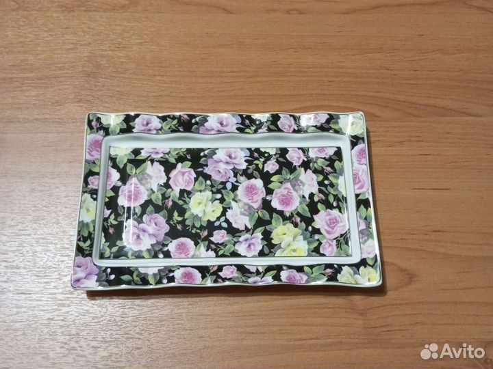 Тарелка сервировочная поднос