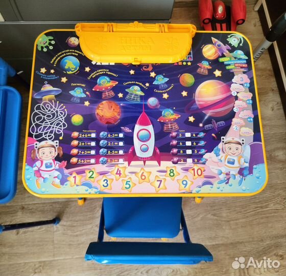 Детский столик и стульчик
