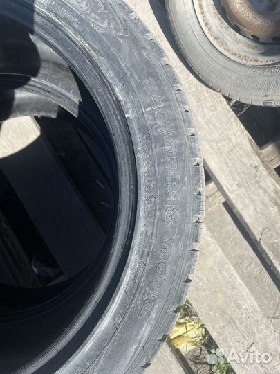 Nokian Tyres Hakkapeliitta 8 245/45 R18