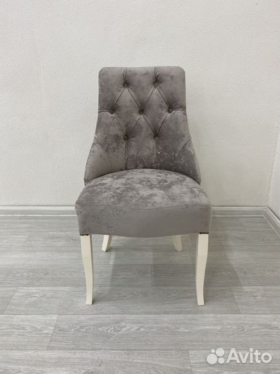 Стулья для кафе и дома