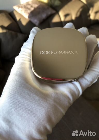 Dolce&gabbana кремовая тональная основа