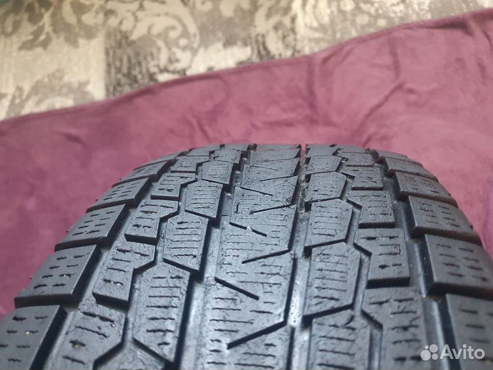 Yokohama Ice Guard G075 215/65 R17 99Q