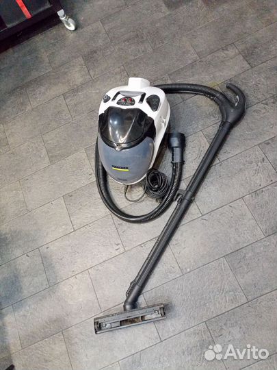 Паровой пылесос Karcher