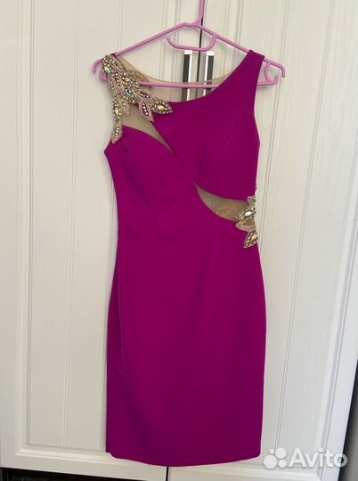 Нарядное платье