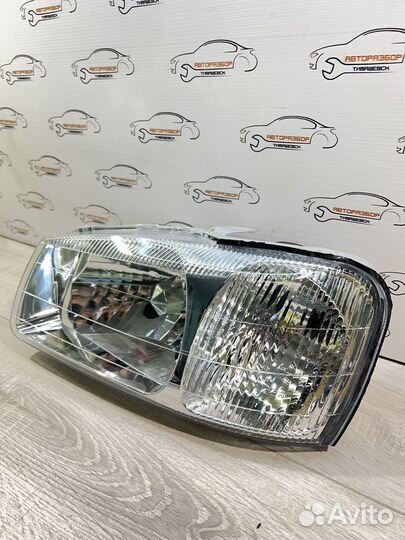 Левая фара Hyundai Accent (новая)