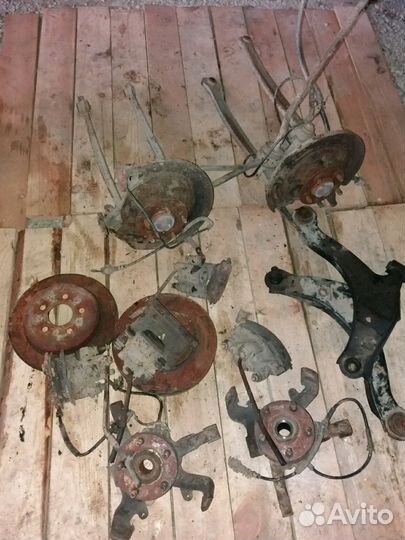 Кулак передний задний Neon 2