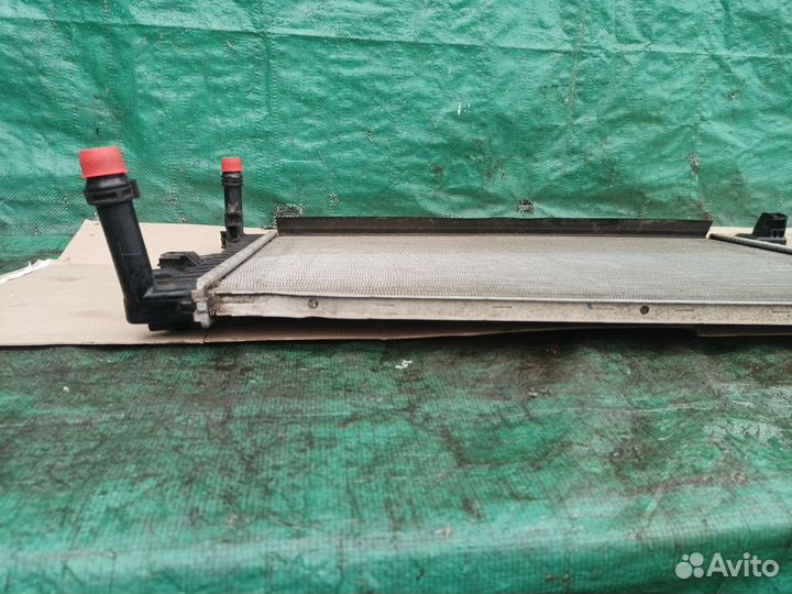 Радиатор охлаждения VW Tiguan 2020 г