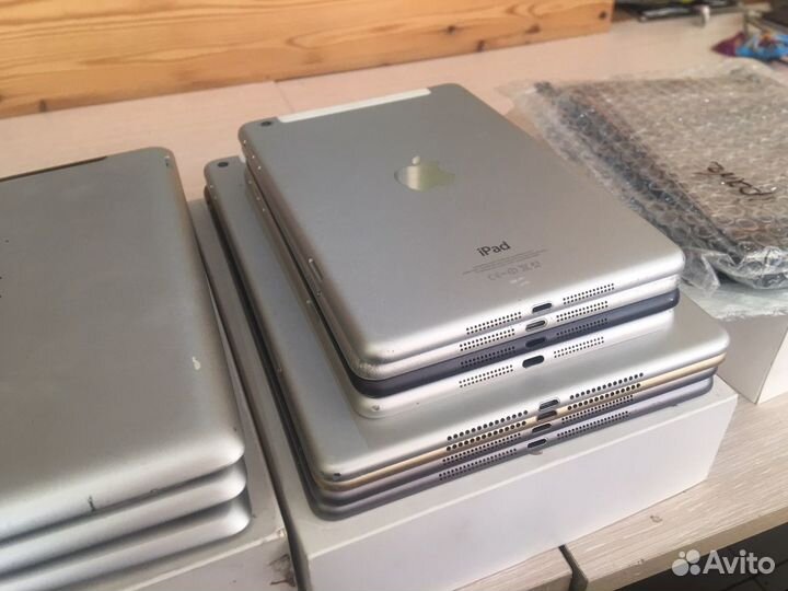 IPadы на запчасти