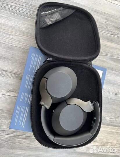 Беспроводные наушники Philips