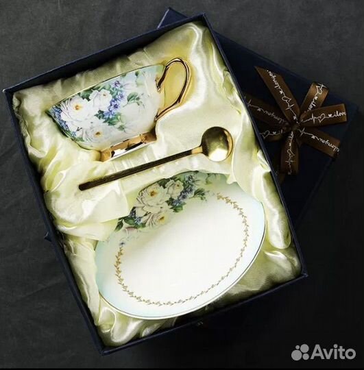 Винтажные чайные пары из костяного фарфора