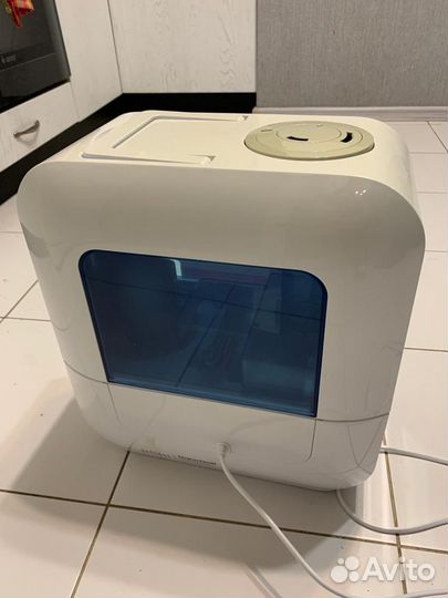 Увлажнитель воздуха boneco U700