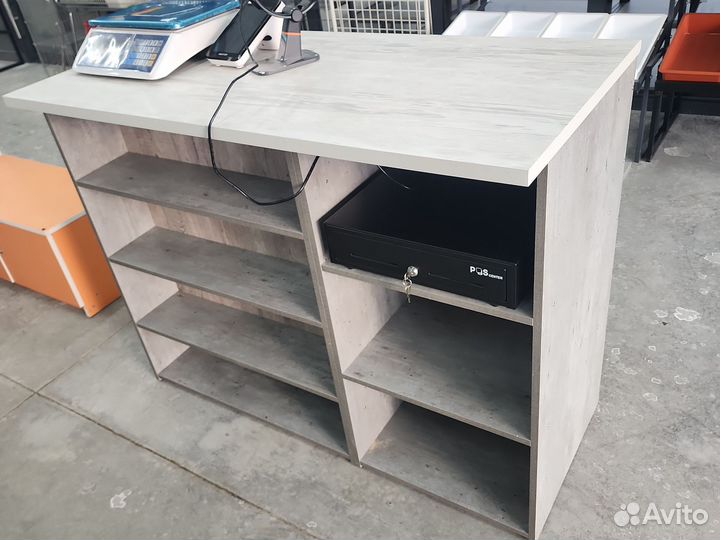 Прилавок витрина кассовый с дверками ТК-130