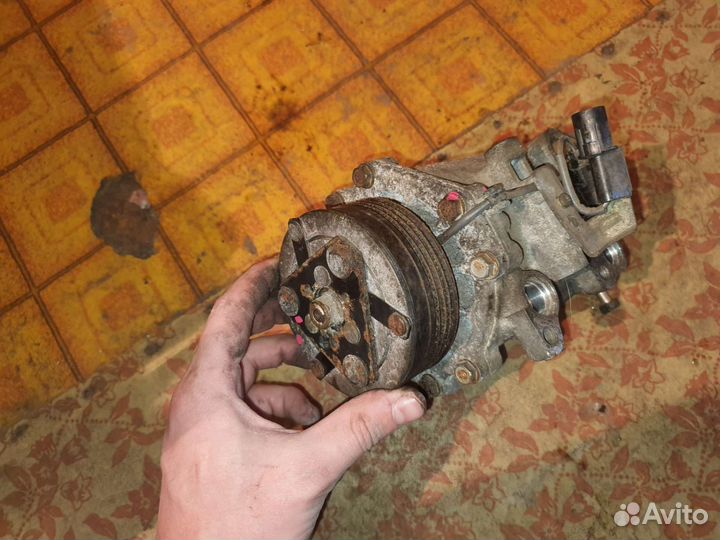 Компрессор кондиционера mitsubishi colt