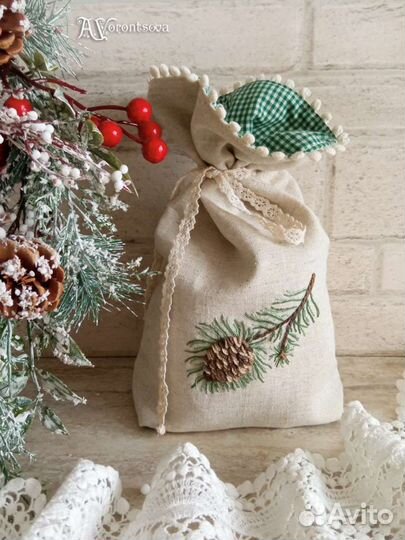 Мешочек с вышивкой
