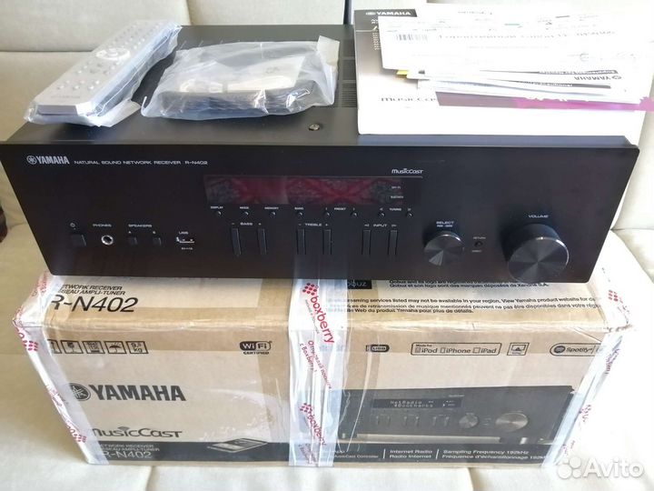 Yamaha R-N402