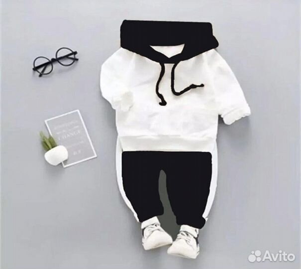 Костюм для мальчика новый