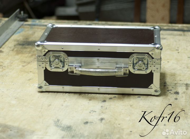 Кейсы с фигурным ложементом