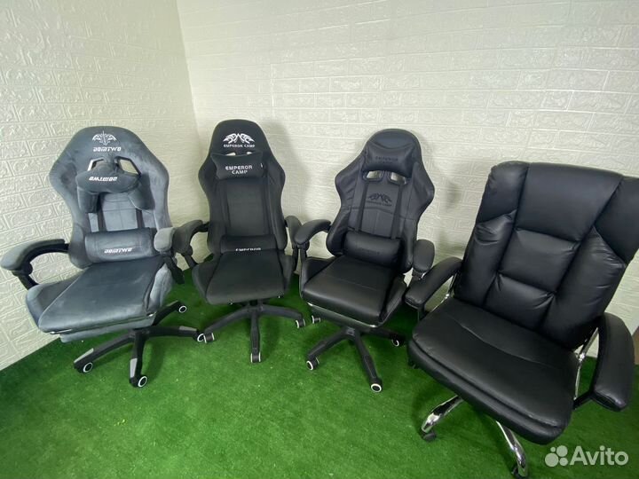 Игровое кресло черное компьютерное кресло