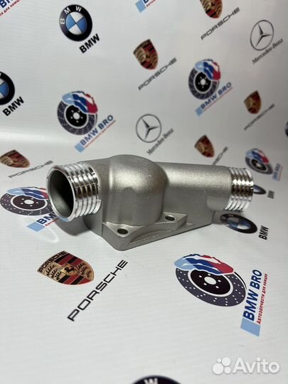 Корпус термостата BMW M50