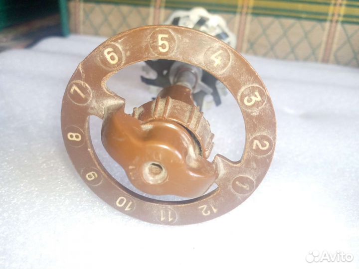 Ручка к старому телевизору