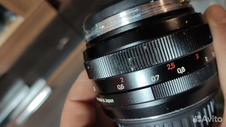 Ручной объектив Carl Zeiss 50mm f1.4 ZE Canon EF