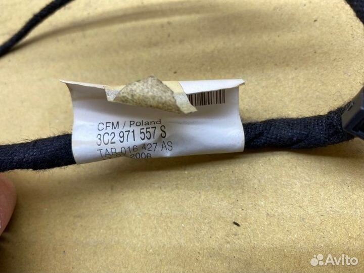 Проводка двери передняя Volkswagen Passat B6