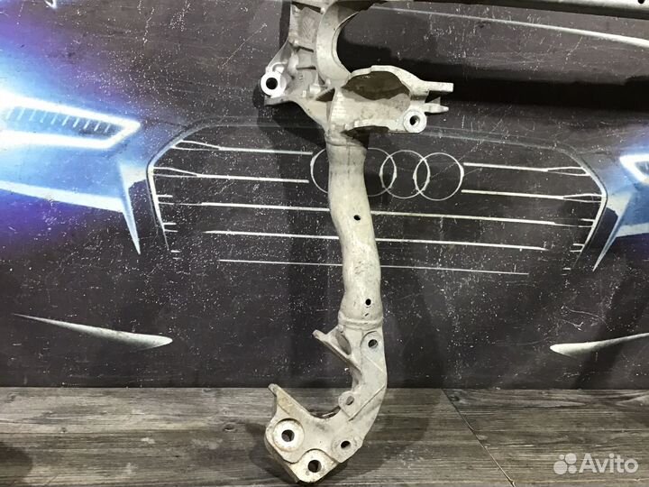 Подрамник передний Audi A5