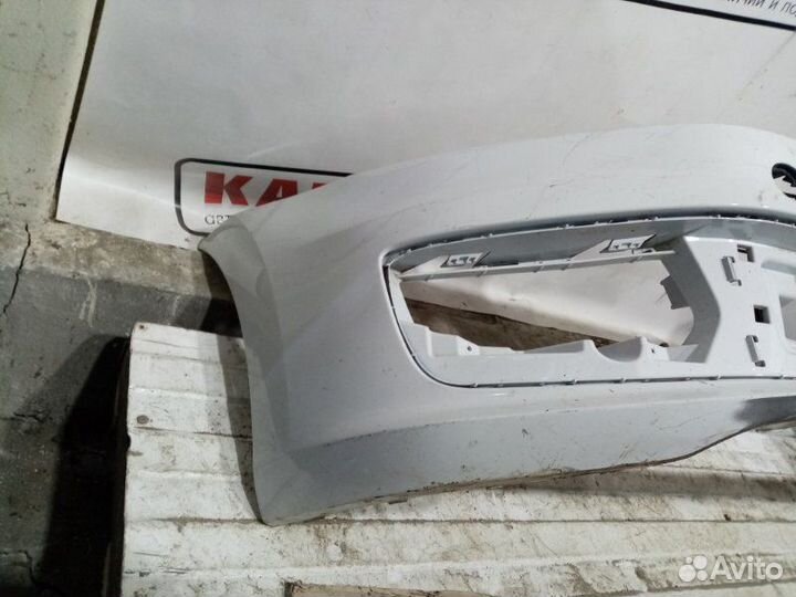 Бампер передний Volkswagen Polo 5 V