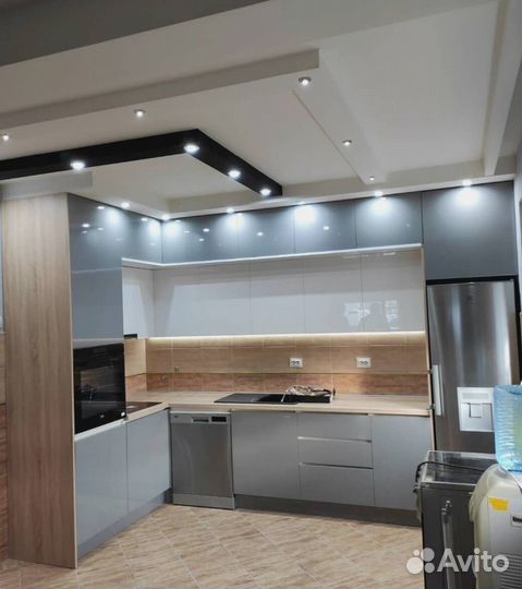 Кухонный гарнитур угловой матовый