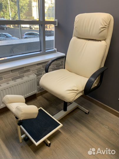 Педикюрное кресло