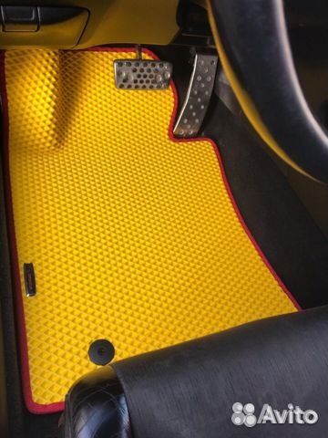 Автоковрики EVA на Honda Mobilio