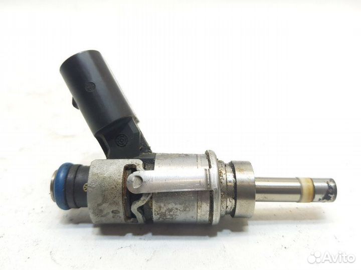 Форсунка топливная Audi A4 AUK 2009