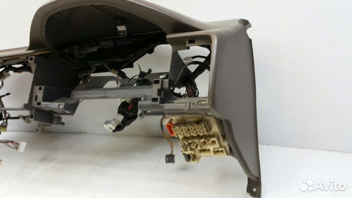 Торпедо Toyota Corolla Sprinter AE114 4AFE 1995