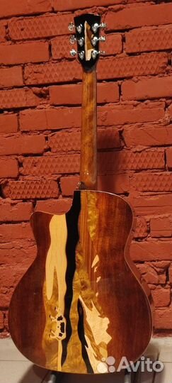 Гитара акустическая