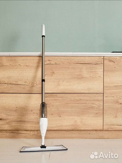 Швабра с распылителем новая