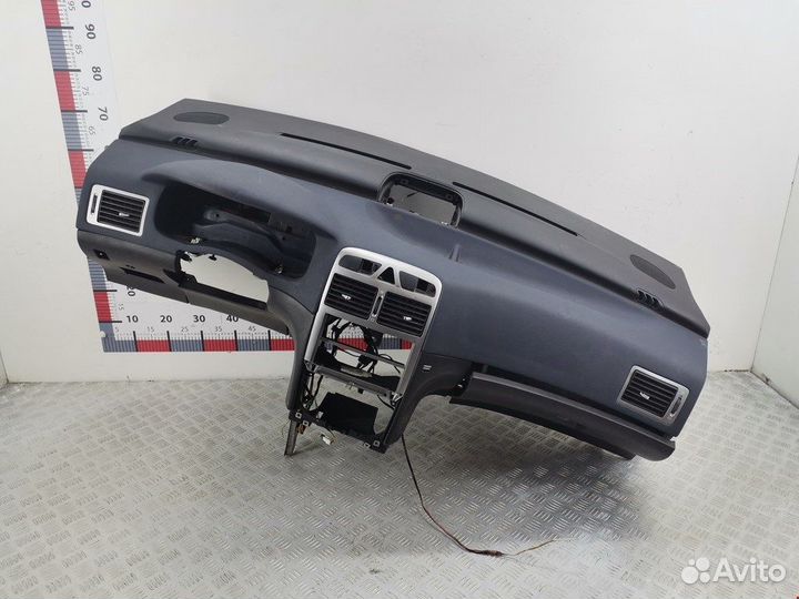 Торпедо (панель передняя) для Peugeot-Citroen 307