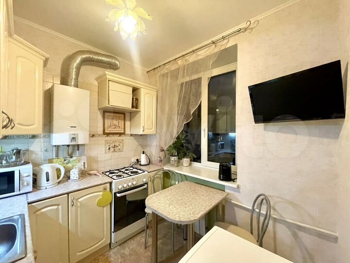 2-к. квартира, 42,6 м², 3/3 эт.