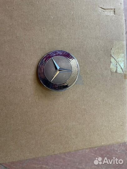 Эмблема капота оригинал Mercedes MLw164/GLx164