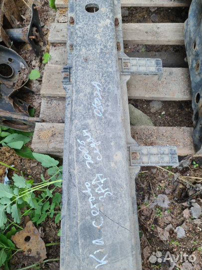 Усилитель бампера задний Kia Cerato 1 2006