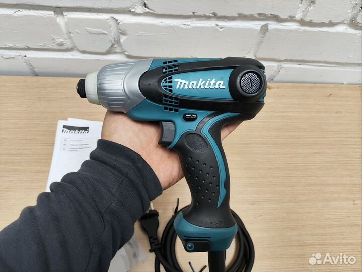 Шуруповерт Makita TD0101 импакт