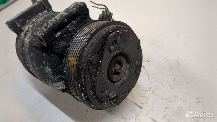 Компрессор кондиционера Renault Trafic